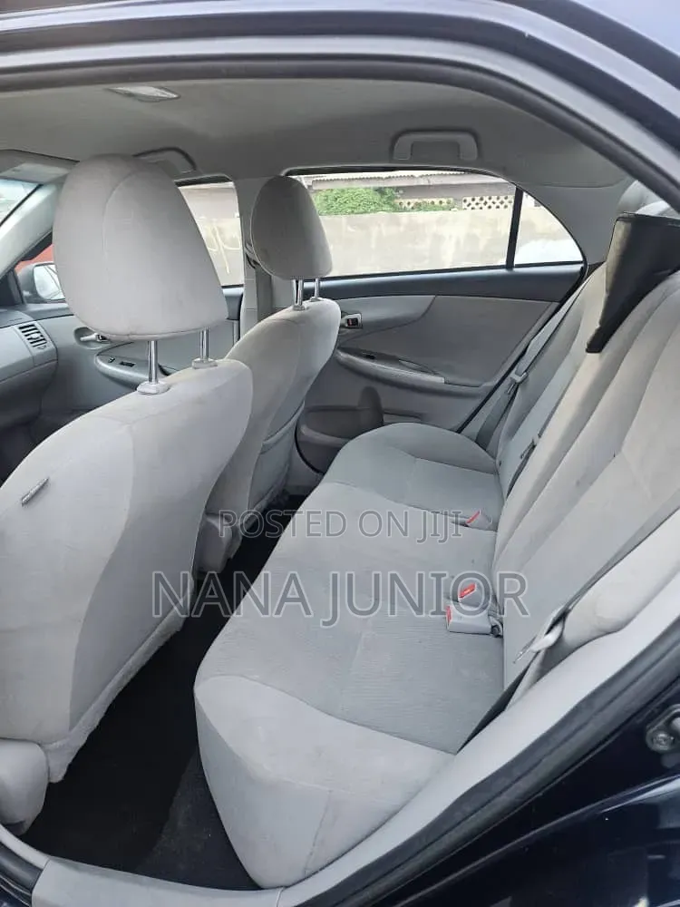 Toyota Corolla 2013 Blue