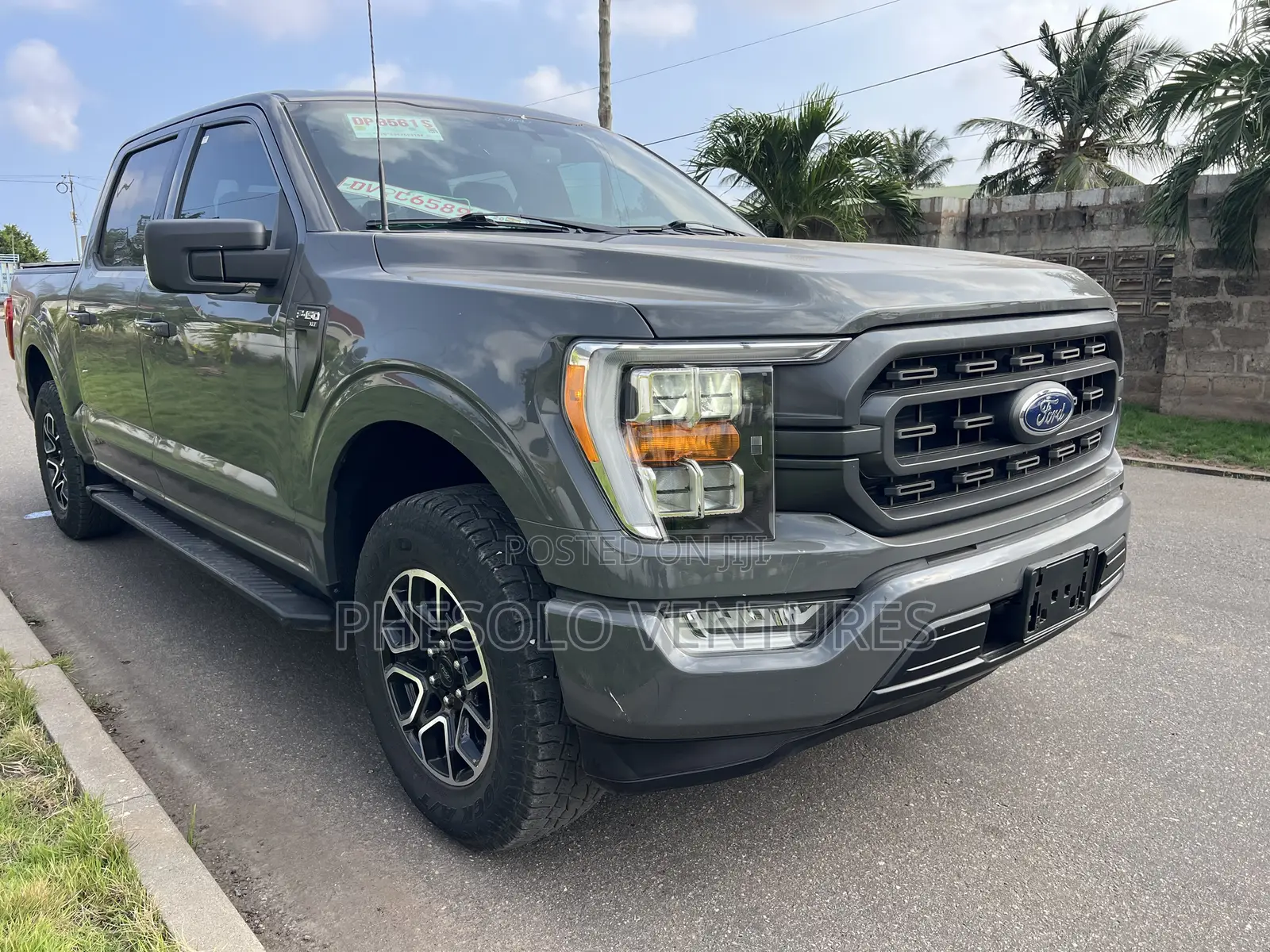 Ford F-150 XLT 2021 Gray