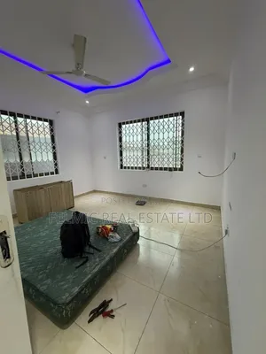 3bdrm House in Taifa Burkina, Station Area for sale