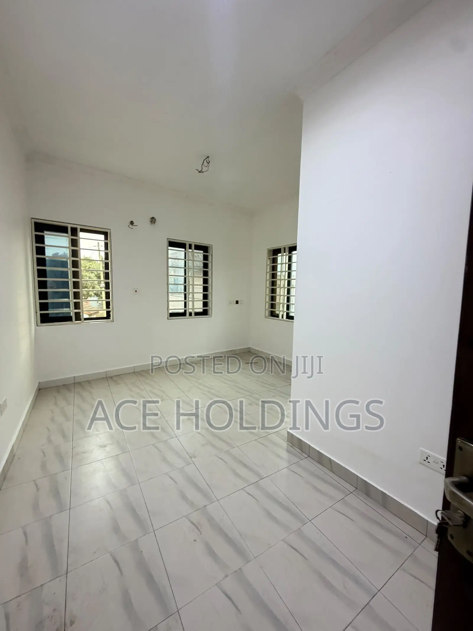 2bdrm Apartment in Ashaley Botwe, Little Roses Area for rent