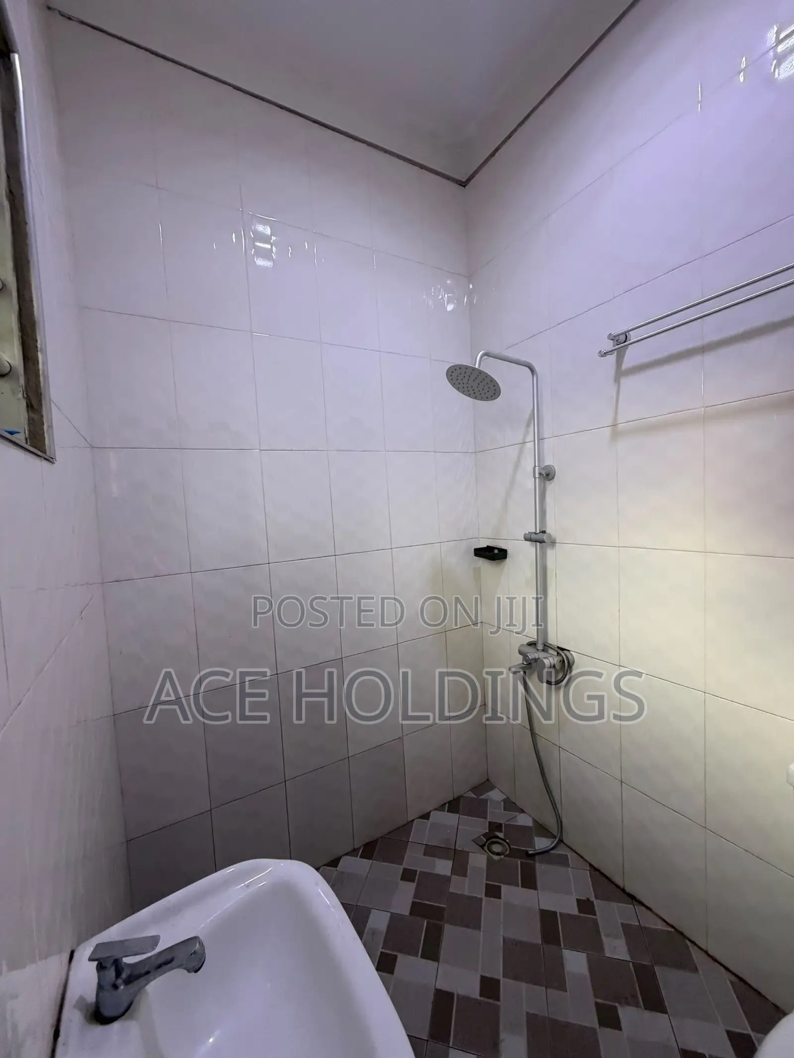 2bdrm Apartment in Ashaley Botwe, Little Roses Area for rent
