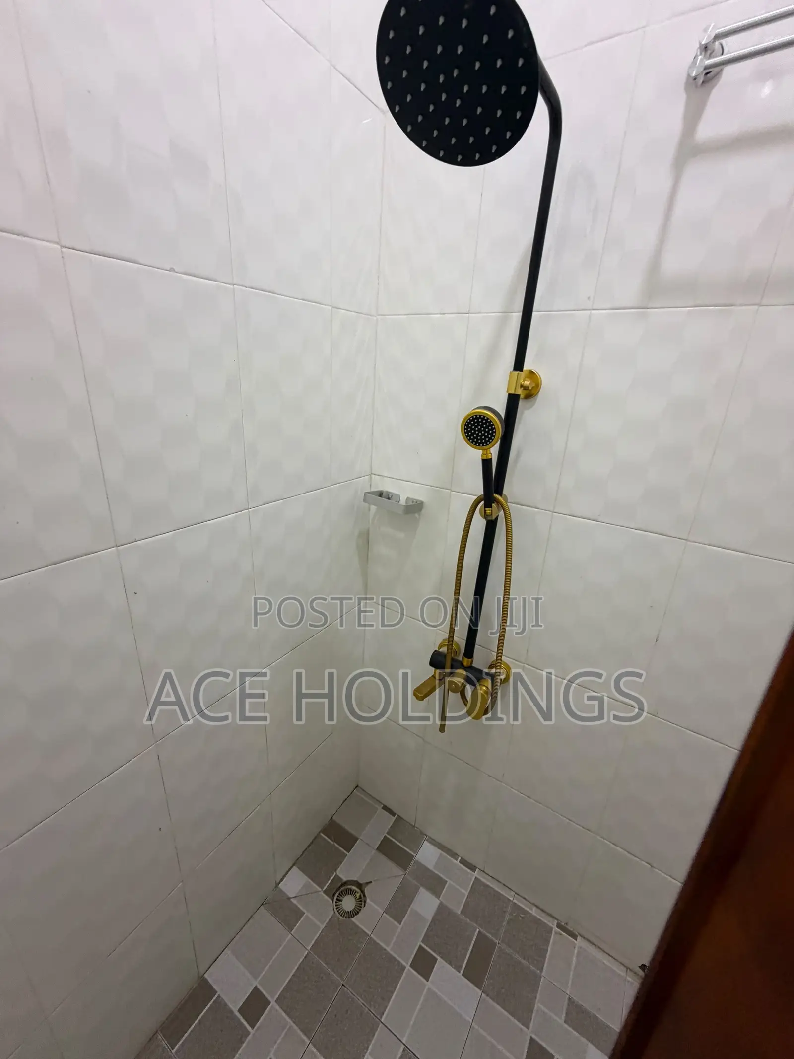 2bdrm Apartment in Ashaley Botwe, Little Roses Area for rent