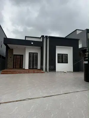 3bdrm House in Ayi Mensa, Oyarifa Mall Area for sale