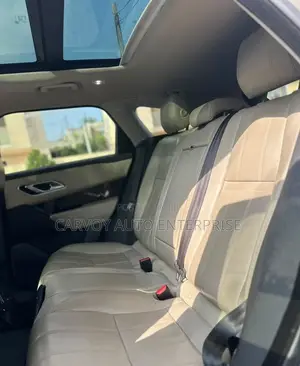 Land Rover Range Rover Velar P380 SE R-Dynamic 4x4 2018 Gold