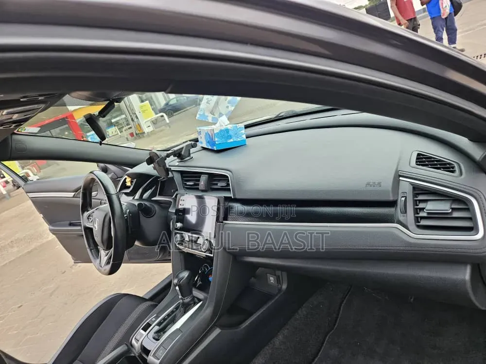 Honda Civic 2021 Gray