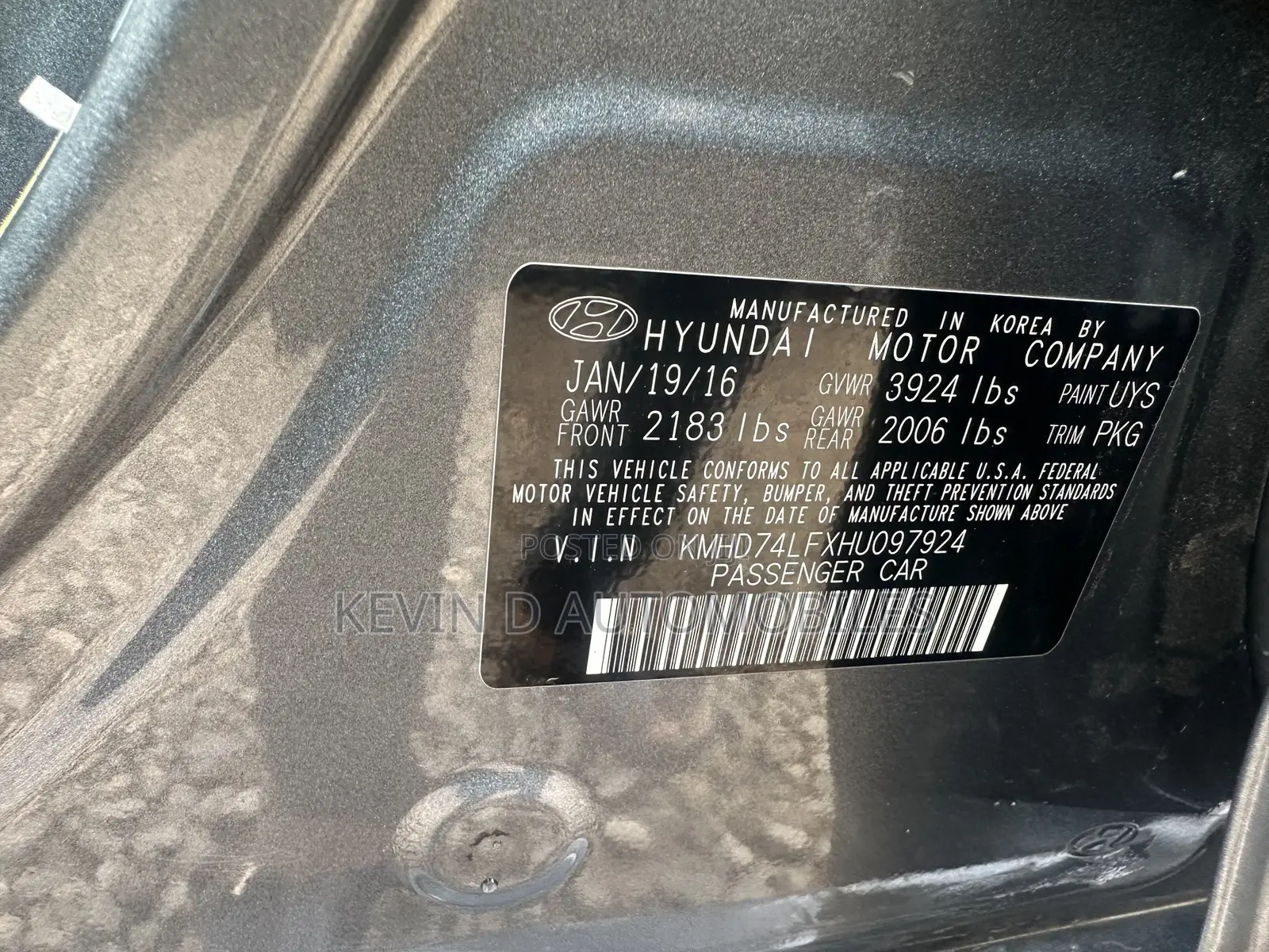 Hyundai Elantra SE Sedan FWD (2.0L 4cyl 6M) 2017 Gray