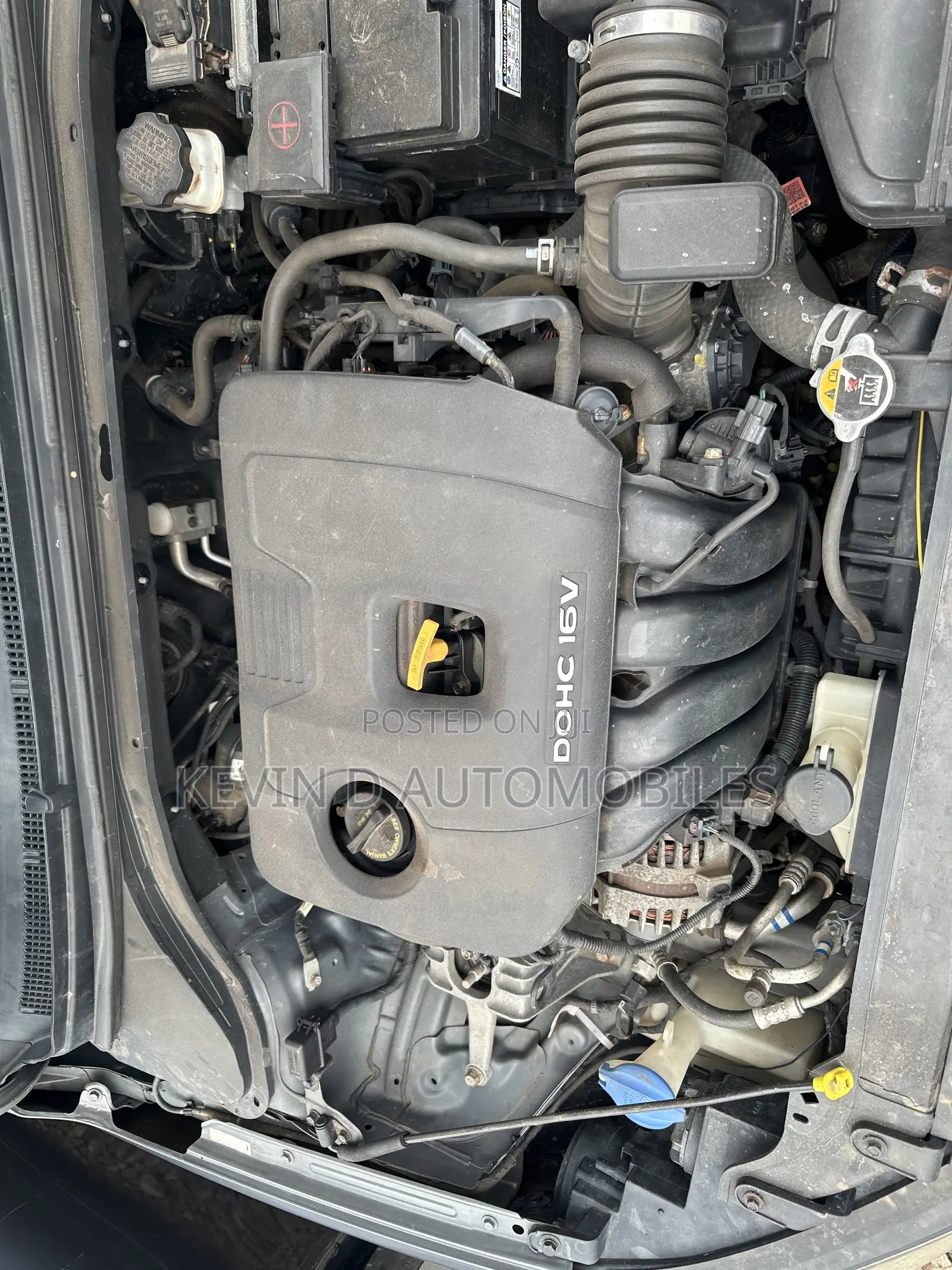 Hyundai Elantra SE Sedan FWD (2.0L 4cyl 6M) 2017 Gray