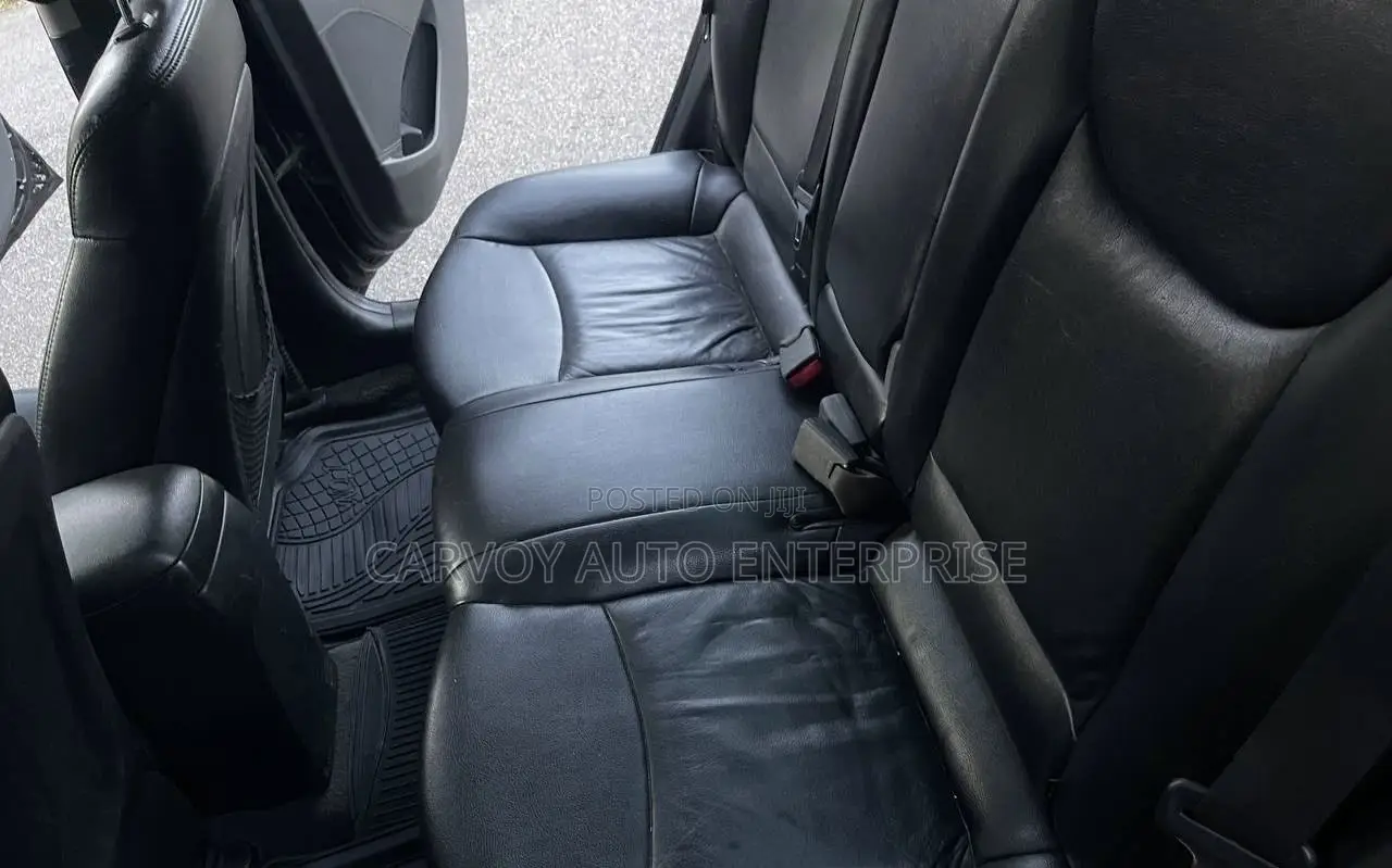 Hyundai Elantra Limited Sedan FWD (1.8L 4cyl 6A) 2013 Black