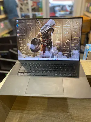 Laptop Dell XPS 17 9700 16GB Nvidia SSD 256GB