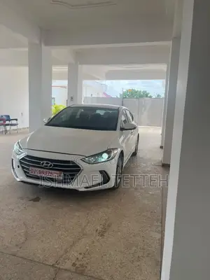 Hyundai Elantra 2017 White