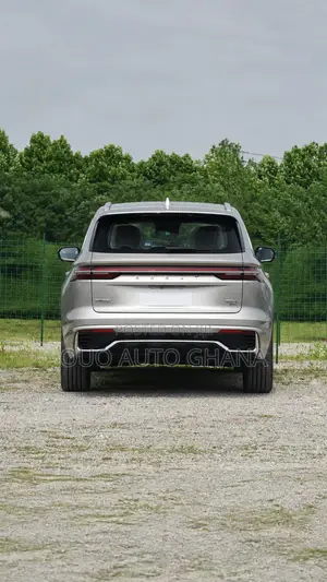 Geely Monjaro 2026 Silver