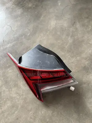 2021-2024 Hyundai Elantra Lh Tail Light