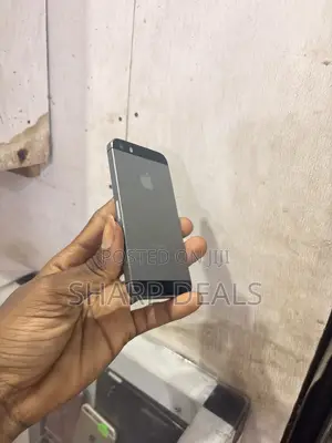 Apple iPhone 5s 32 GB Silver