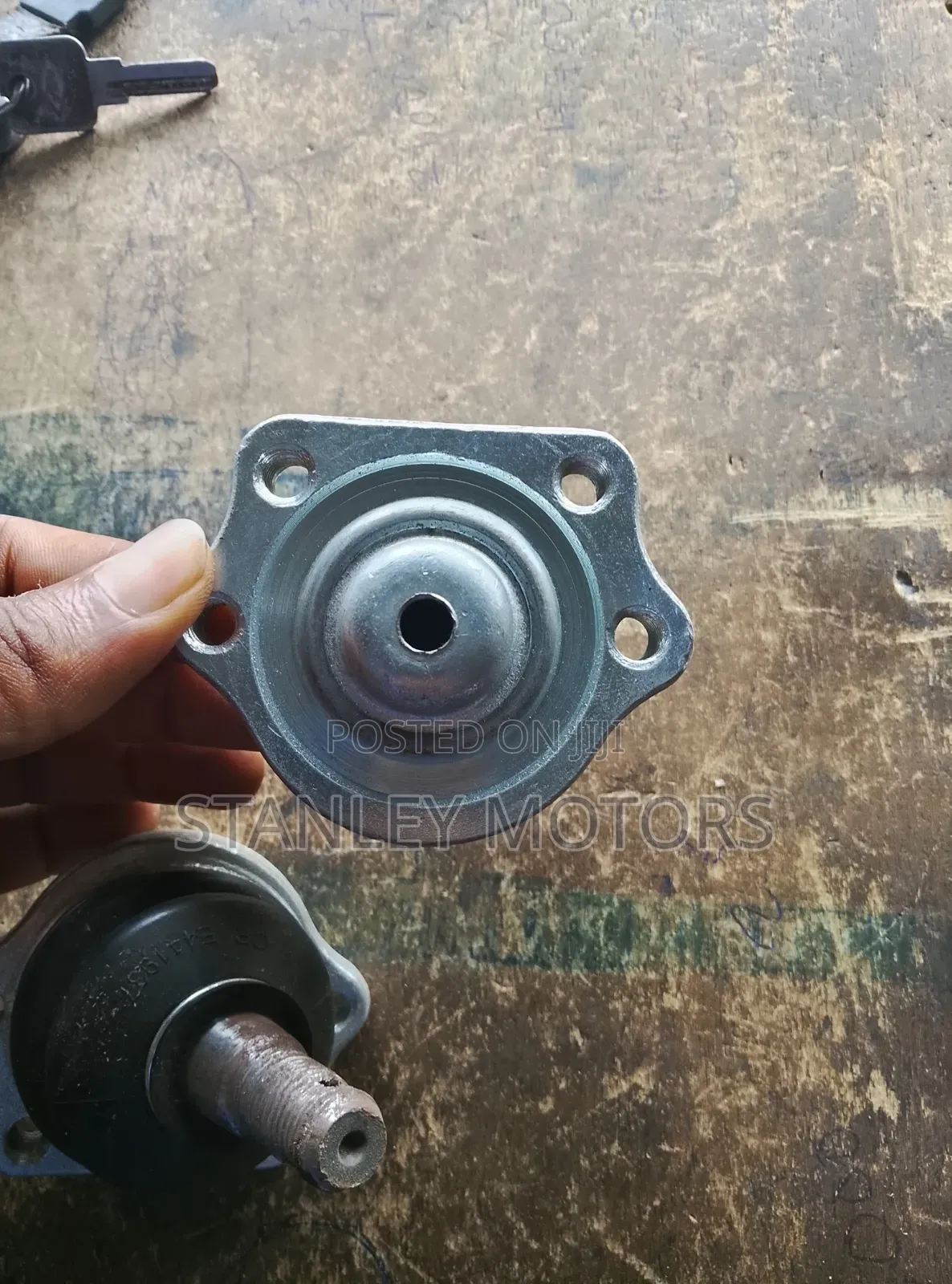 Nissan TD Top Ball Joint