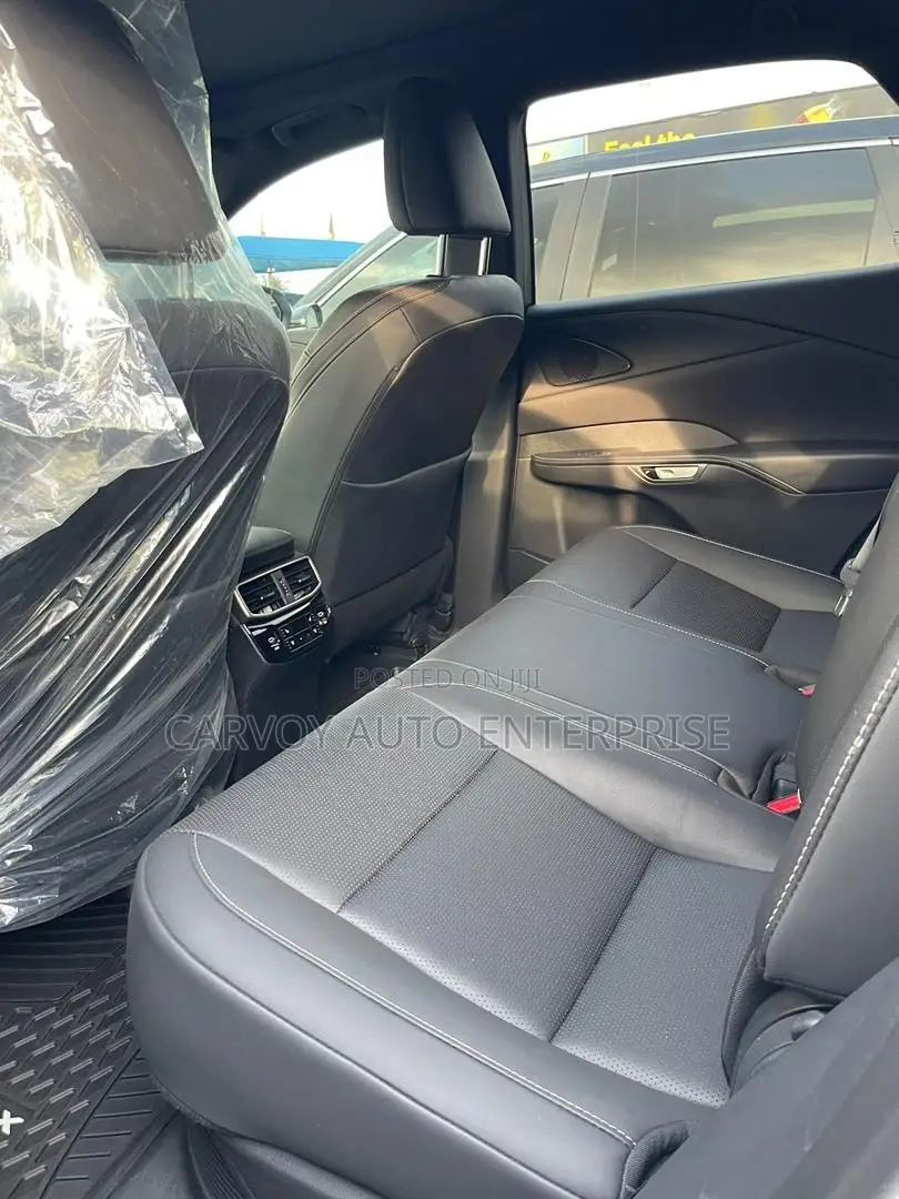Lexus RX 350h Premium Plus AWD 2024 White