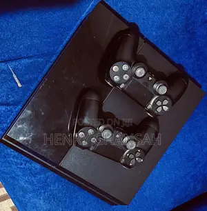 PS4 Standard
