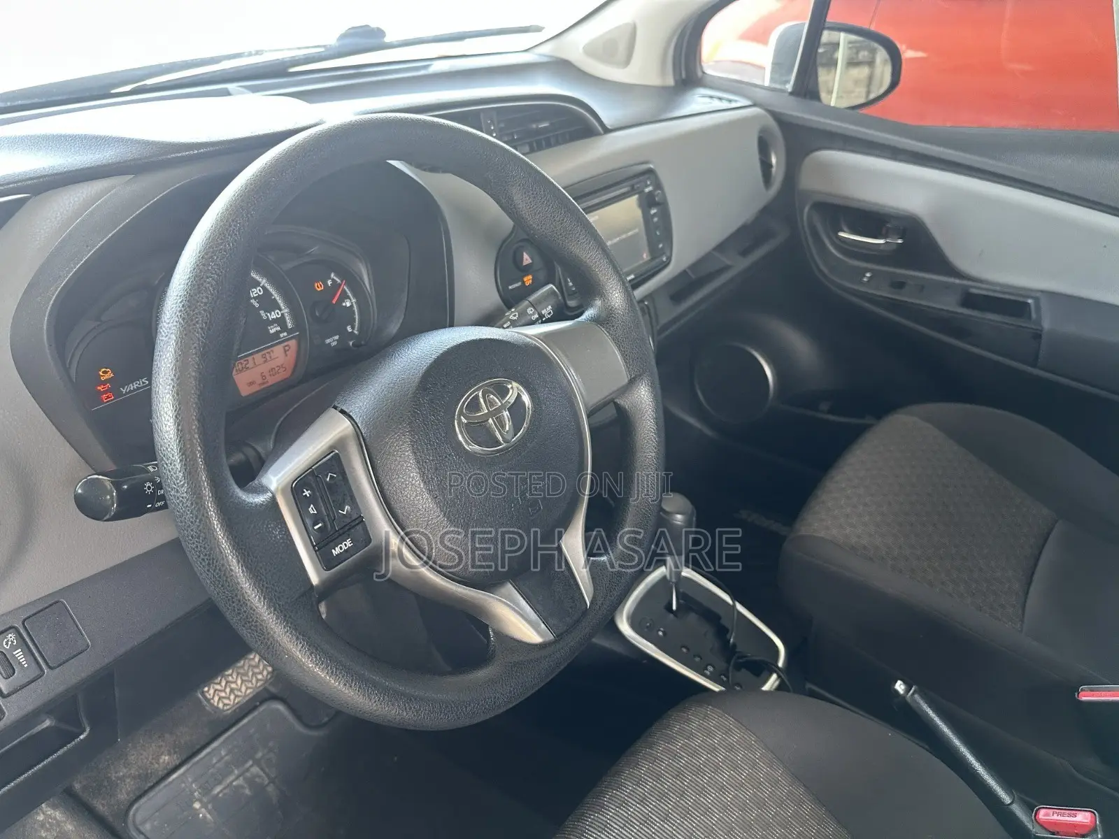 Toyota Yaris 2016
