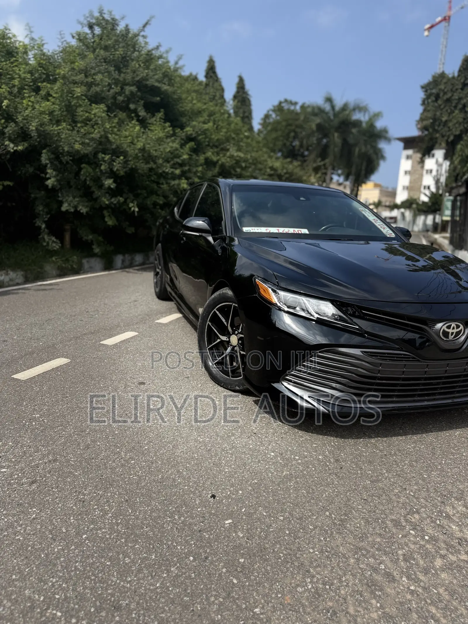 Toyota Camry SE FWD (2.5L 4cyl 8AM) 2018 Black