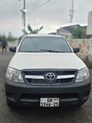 Toyota Hilux 2009 White