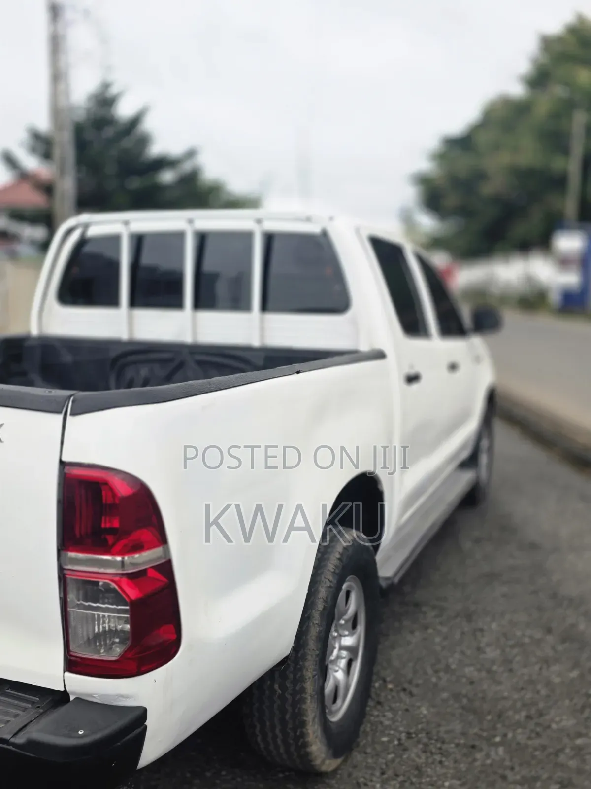 Toyota Hilux 2009 White