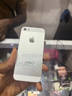 Apple iPhone 5s 32 GB White
