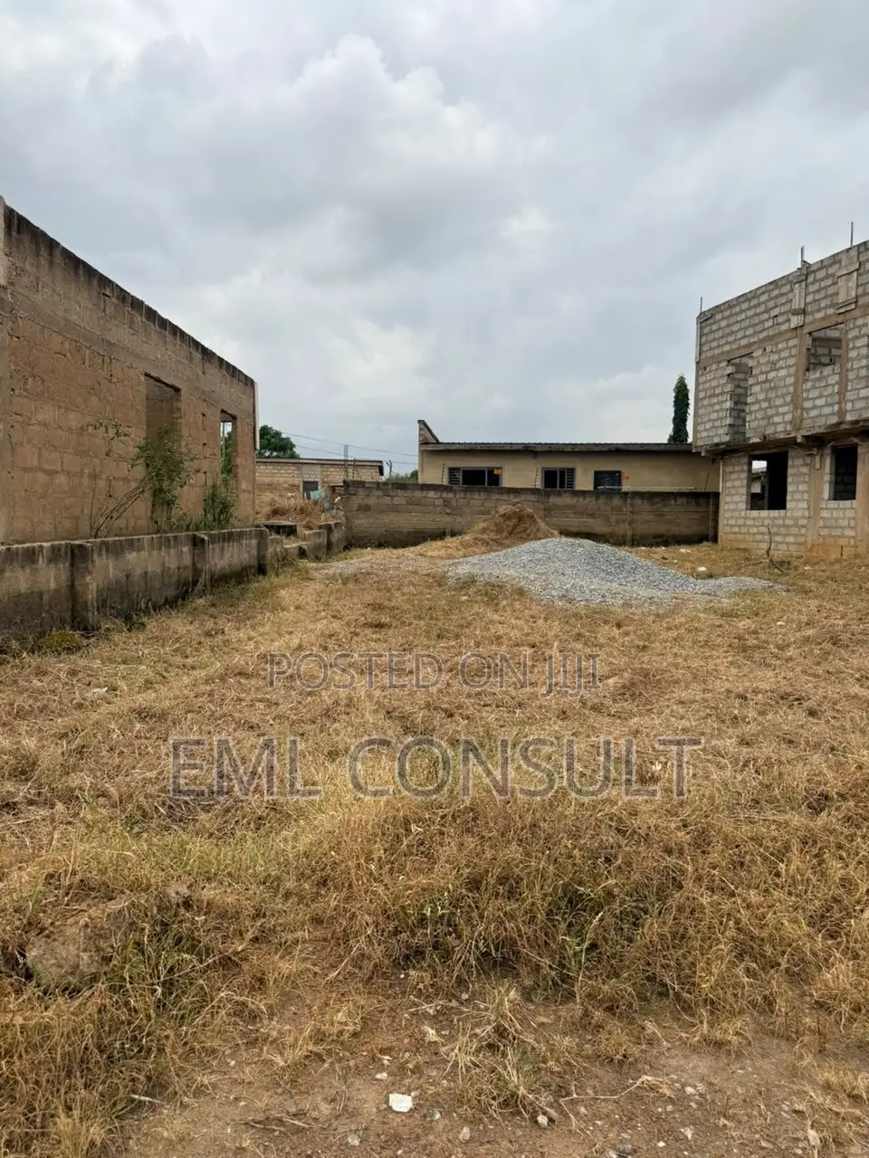4bdrm Maisonette in Eml Real Estate, Ga West Municipal for sale