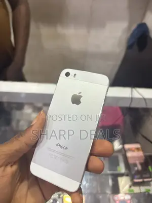 Apple iPhone 5s 32 GB White
