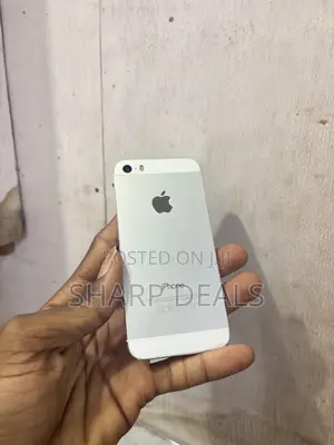Apple iPhone 5s 32 GB White