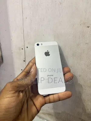 Apple iPhone 5s 32 GB White