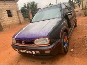 Volkswagen Golf 1.6 2001 Black