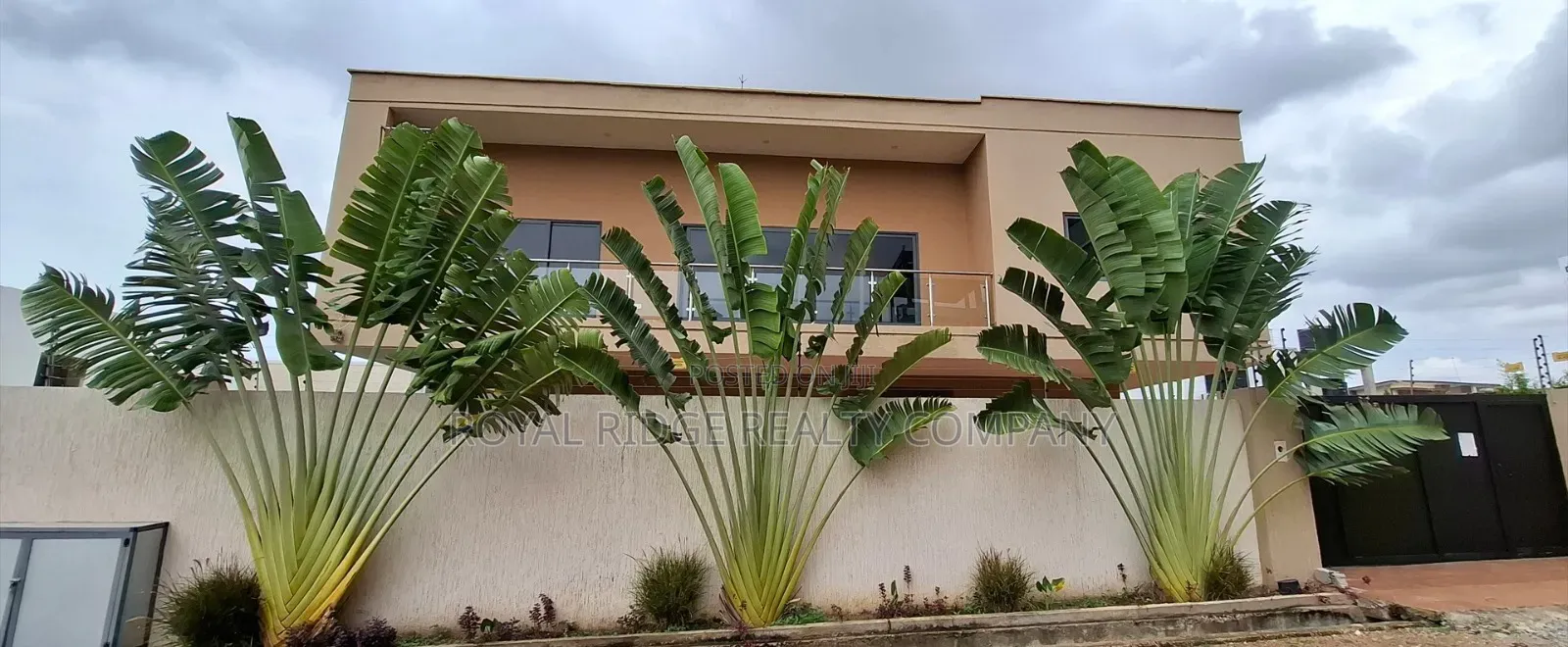 Furnished 5bdrm House in Burma Hills Close To, Accra Metropolitan