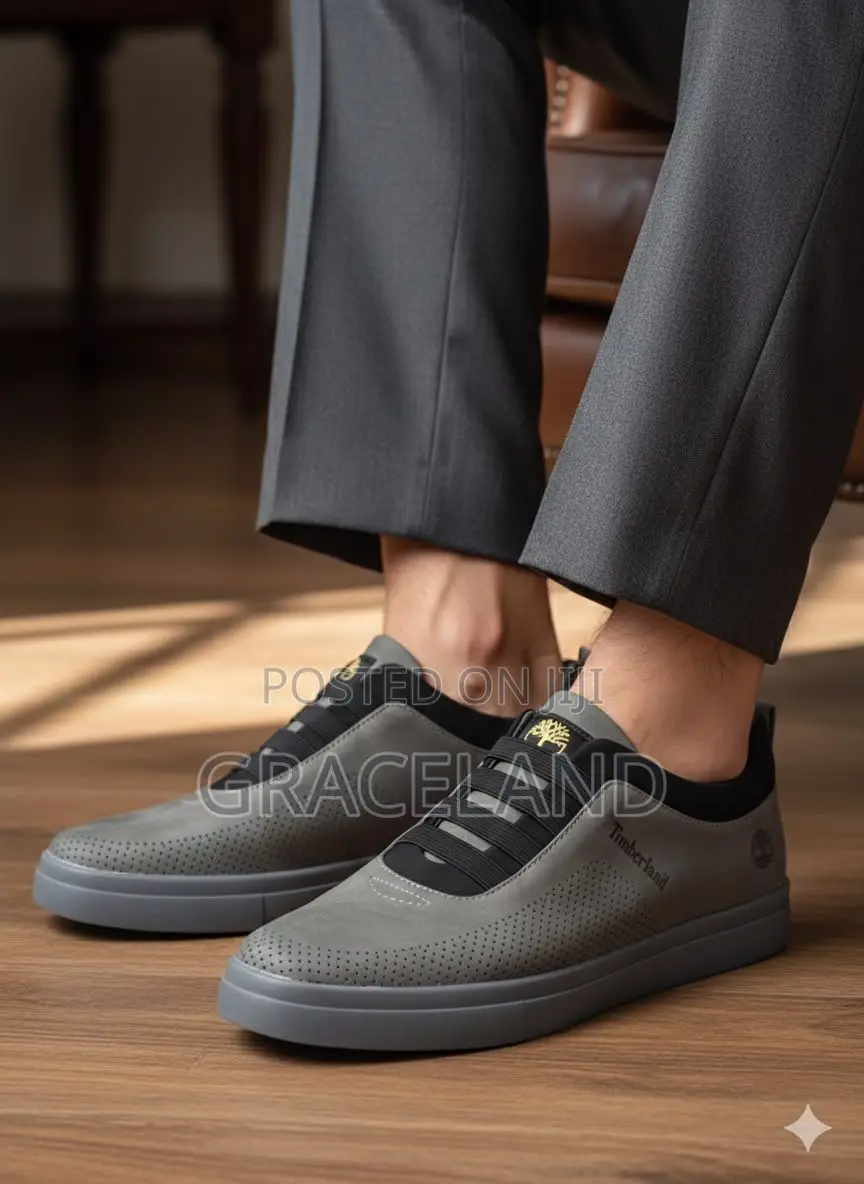 This Is Original Timberland Men Sneaker Available