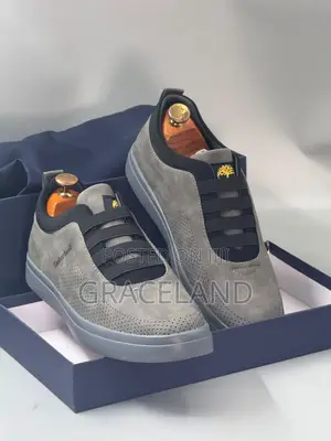 This Is Original Timberland Men Sneaker Available