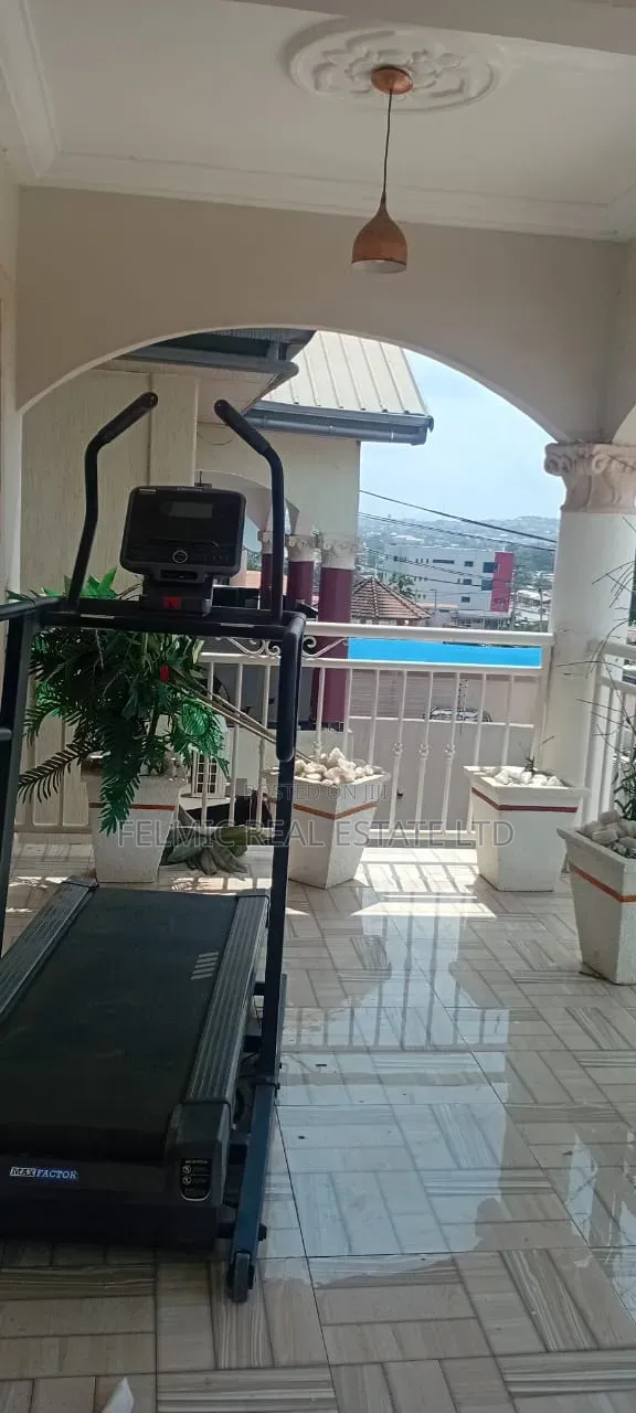 5bdrm Duplex in Tantra Hills, Unity Closed for rent