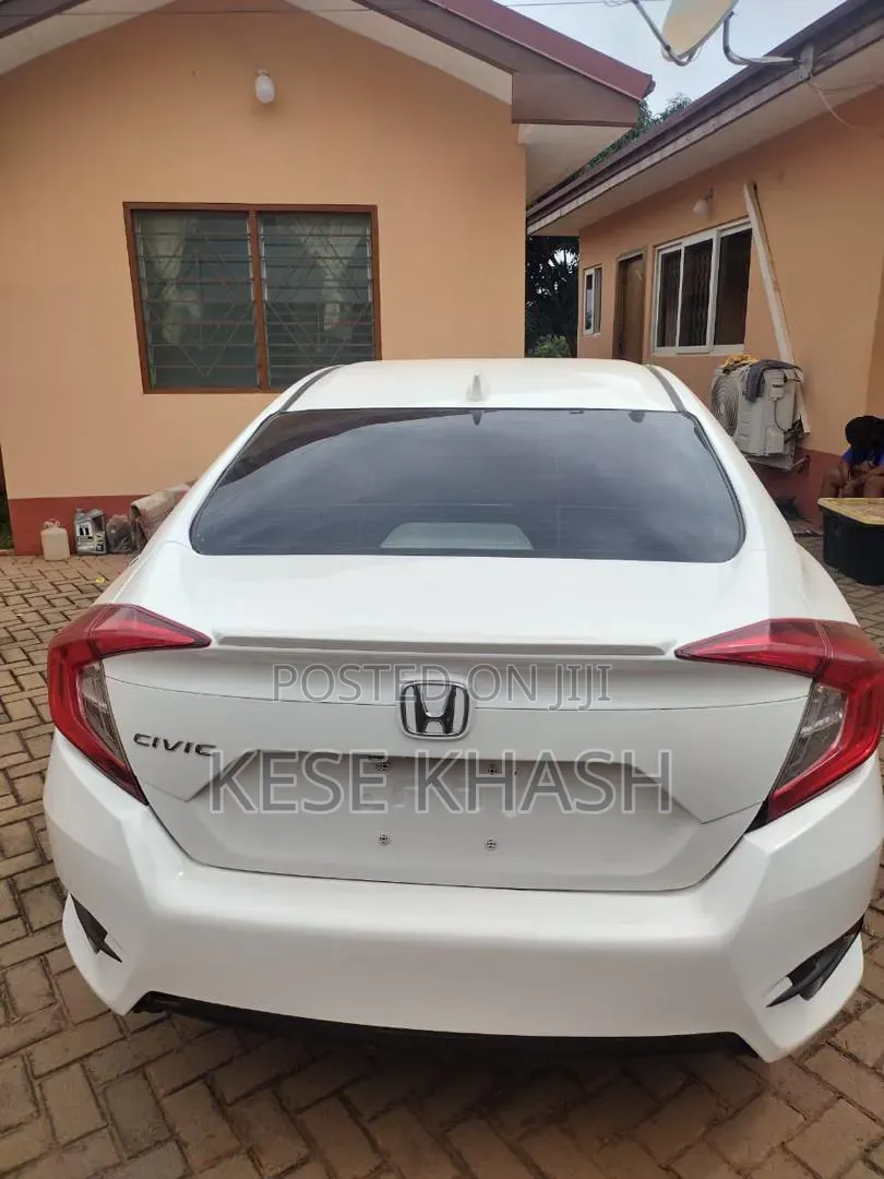 Honda Civic 2017 White