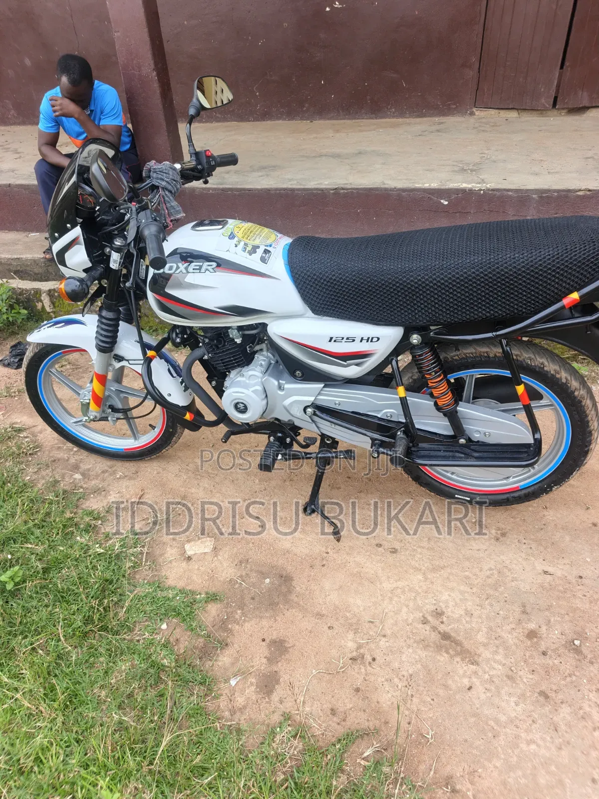 Bajaj Boxer 125 2026 White