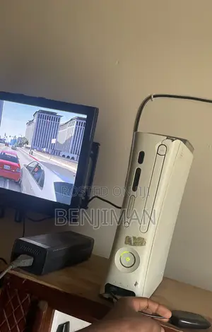 Xbox360 Use With 7and Above Games Includin Gtav and Wireless Control