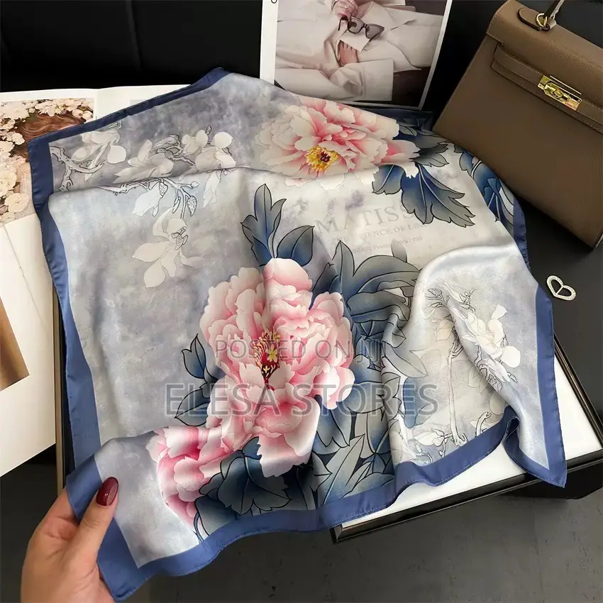 70 Cm Scarfs