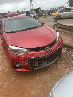 Toyota Corolla 2016 Red