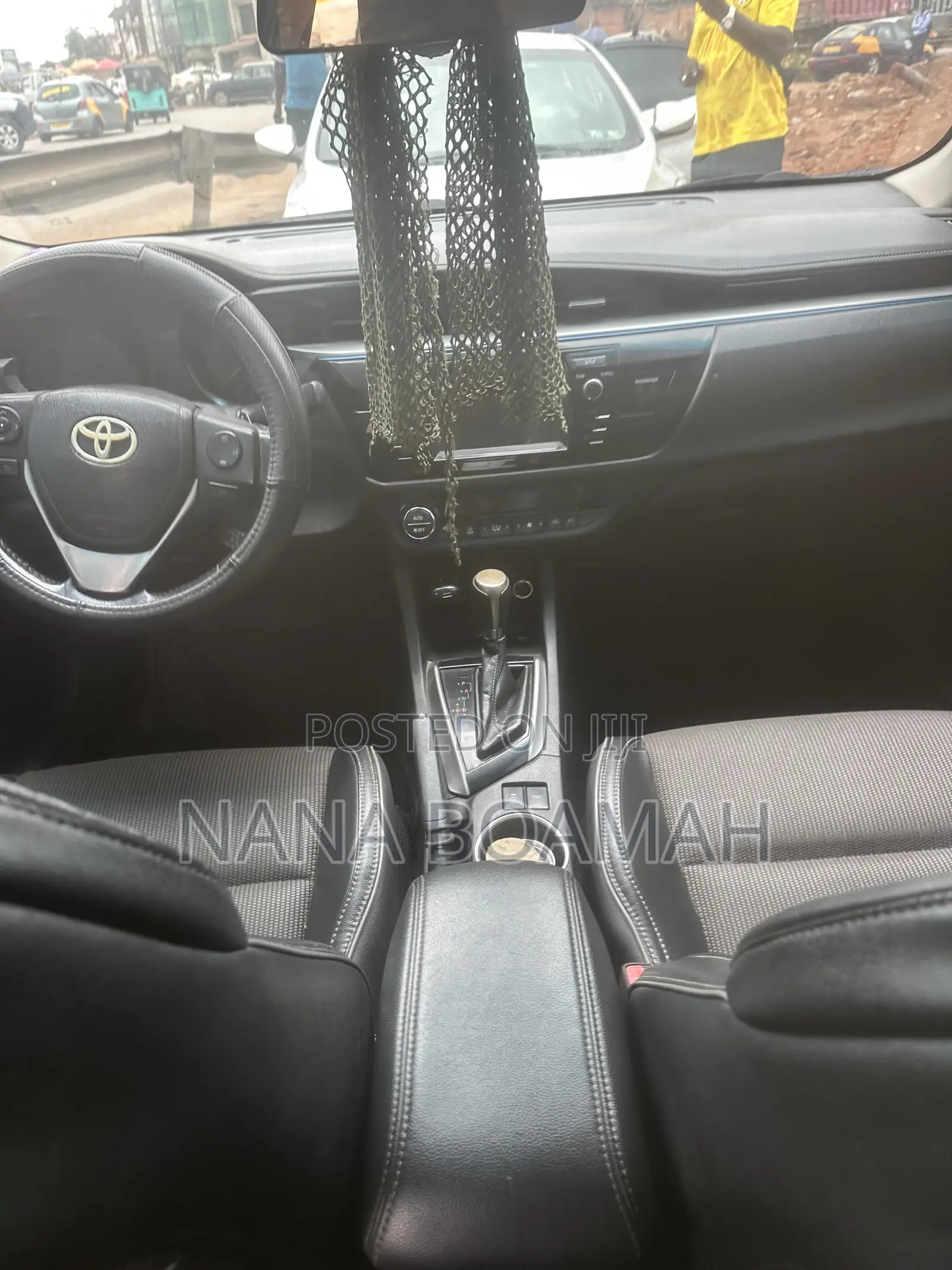 Toyota Corolla 2016 Red