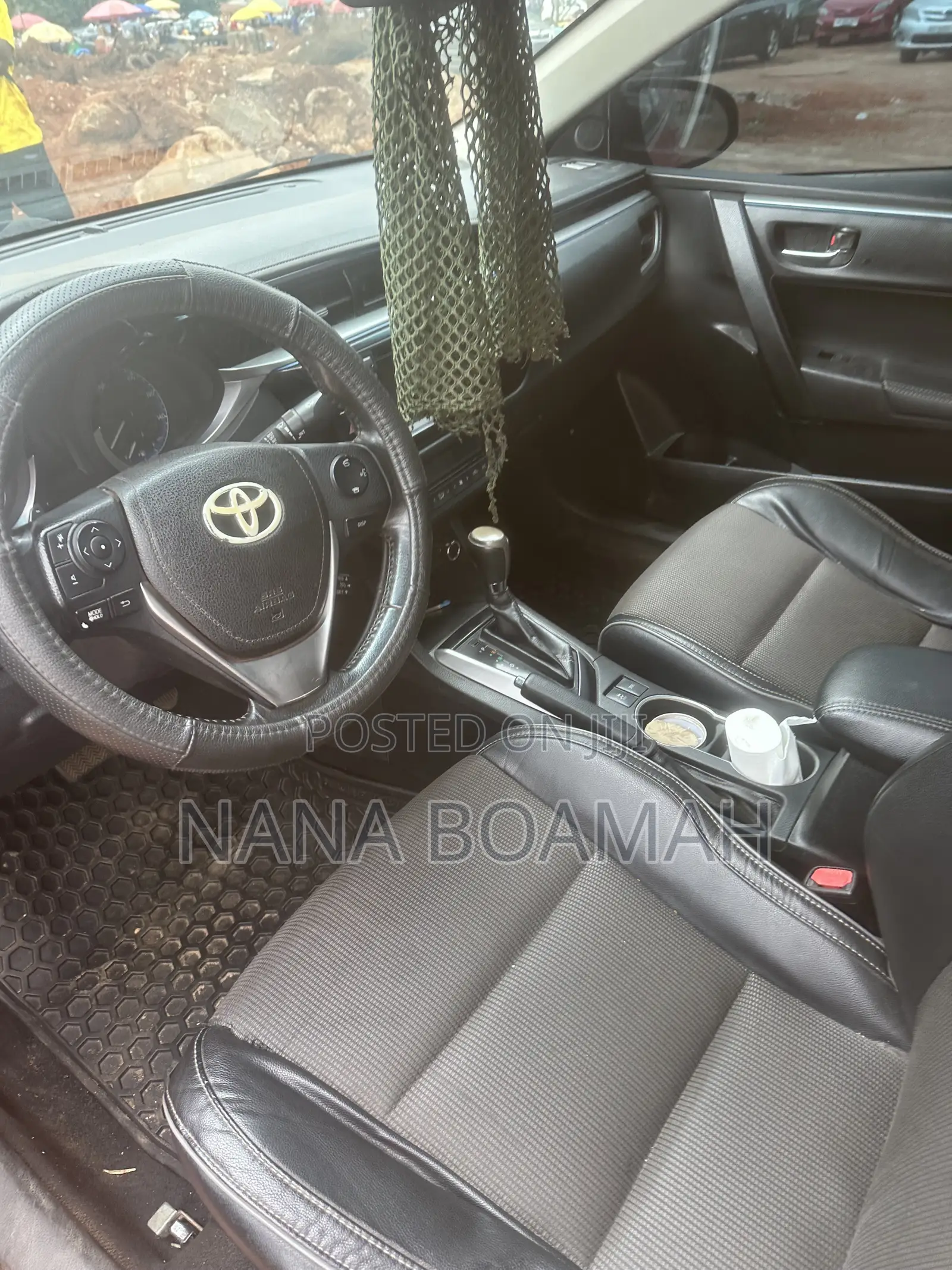 Toyota Corolla 2016 Red