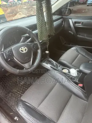 Toyota Corolla 2016 Red