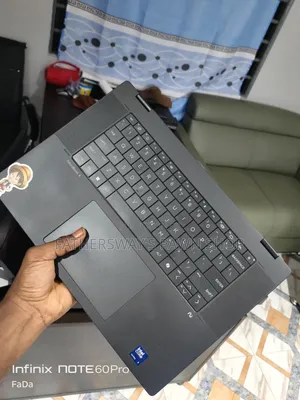 Laptop HP OmniBook Ultra Flip 16" 16GB Intel Core Ultra 7 SSD 512GB