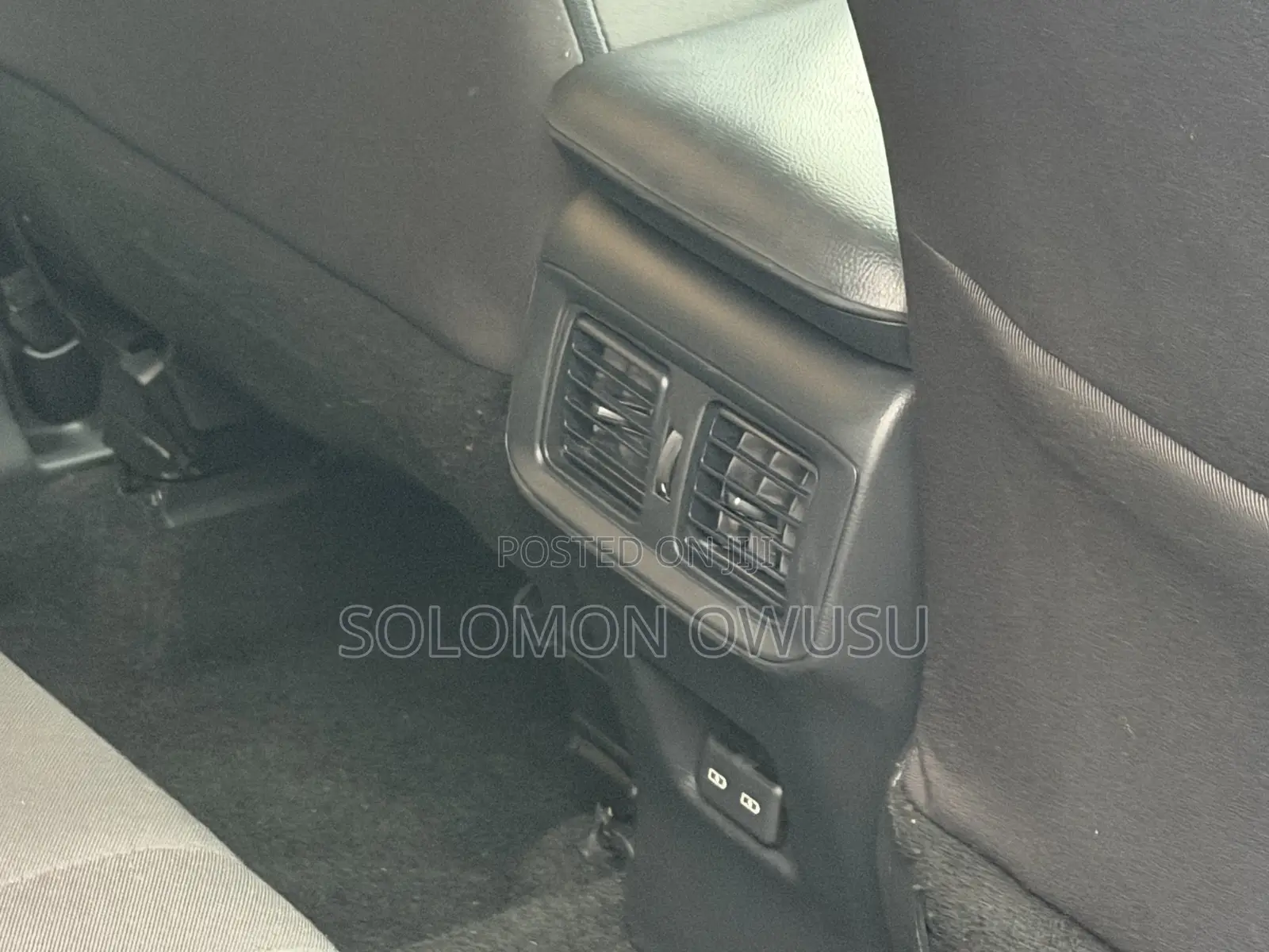 Toyota RAV4 XLE AWD 2023 Silver