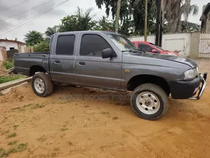 Mazda B 2003 Gray