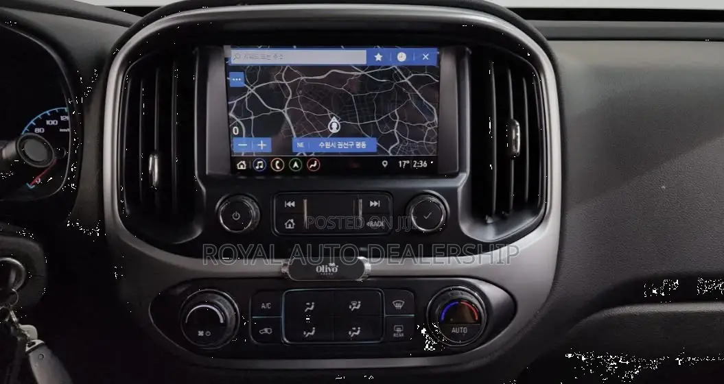 Chevrolet Colorado 2021 White