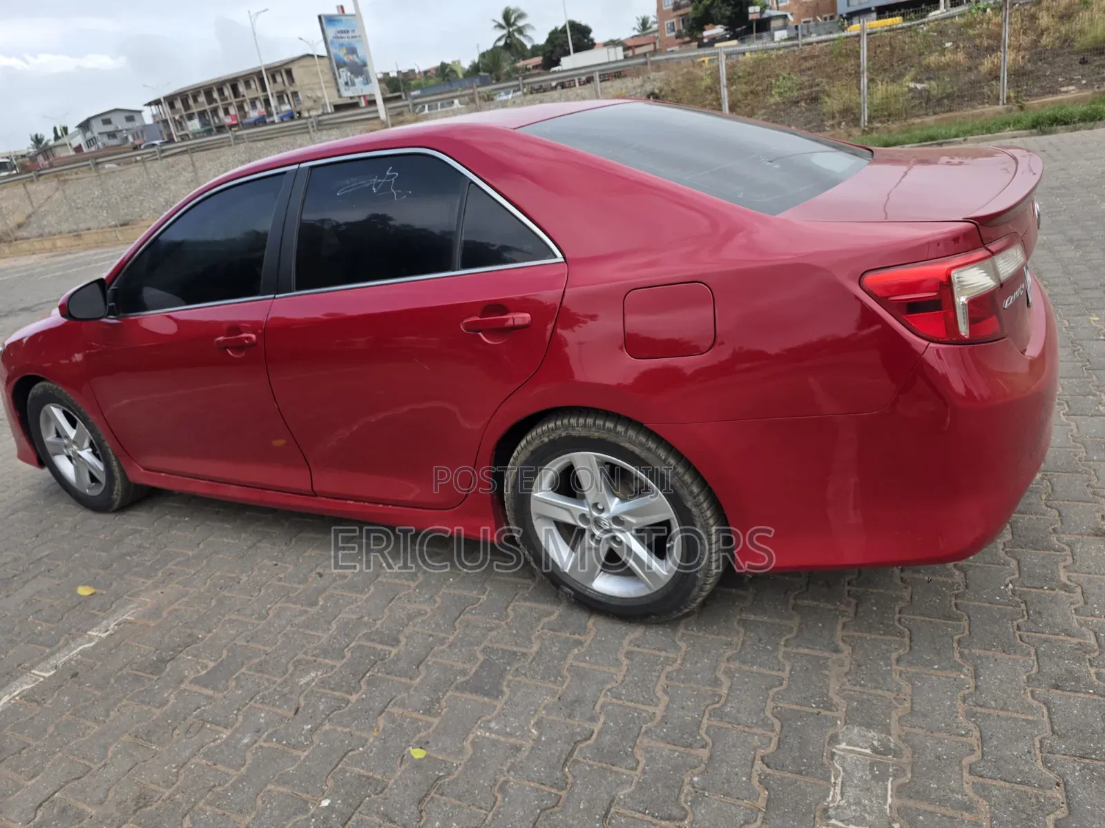 Toyota Camry 2014 Red