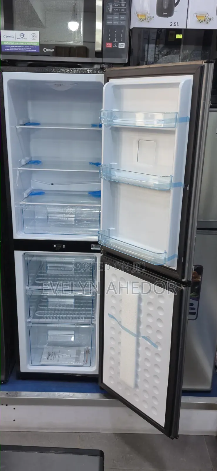 Gray Colour of Nasco Bottom Freezer 158L Double Door Fridge