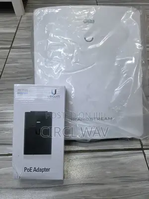 Grandstream GWN7660ELR Outdoor AX3000 Wi-Fi 6 + 48V PoE Adapter