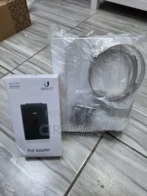 Grandstream GWN7660ELR Outdoor AX3000 Wi-Fi 6 + 48V PoE Adapter